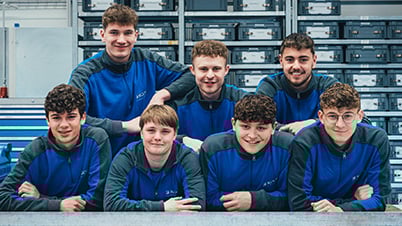 KOCH Pac-Systeme team and employee image – over 400 employees worldwide with an above-average training rate of 10 percent